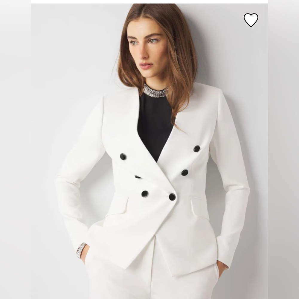 White House Black Market like new jacket and pant suit - Gorgeous!